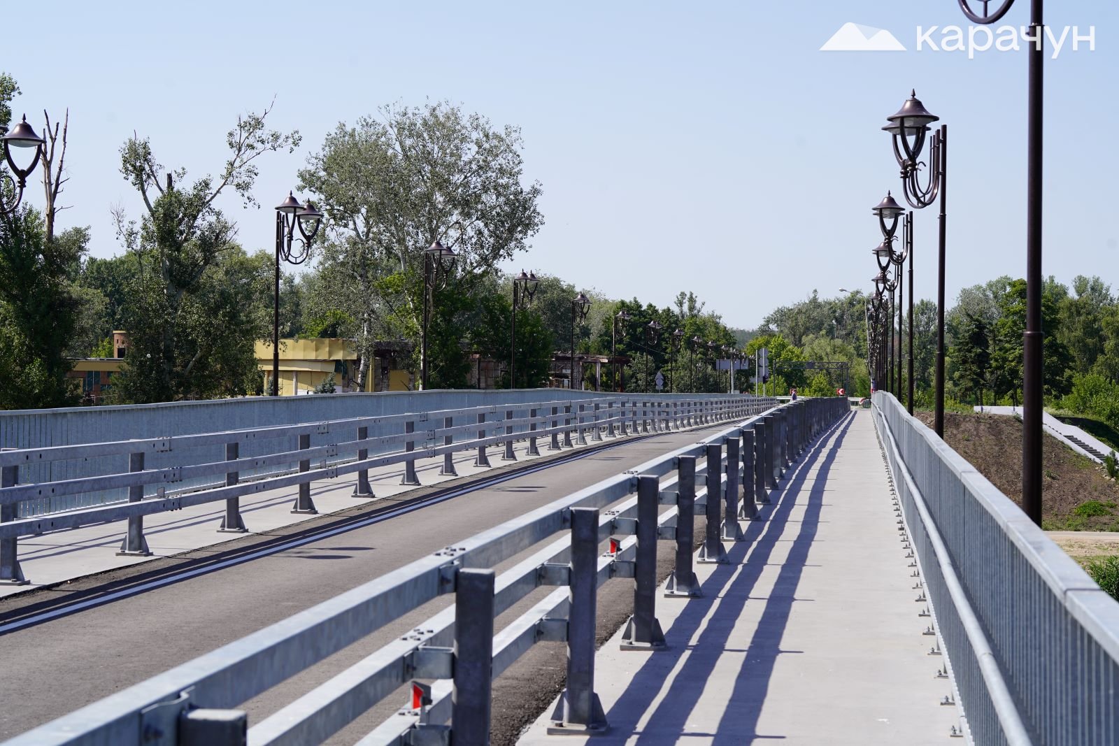 Доріжка для пішоходів з правого на лівий беріг Сіверського Донця