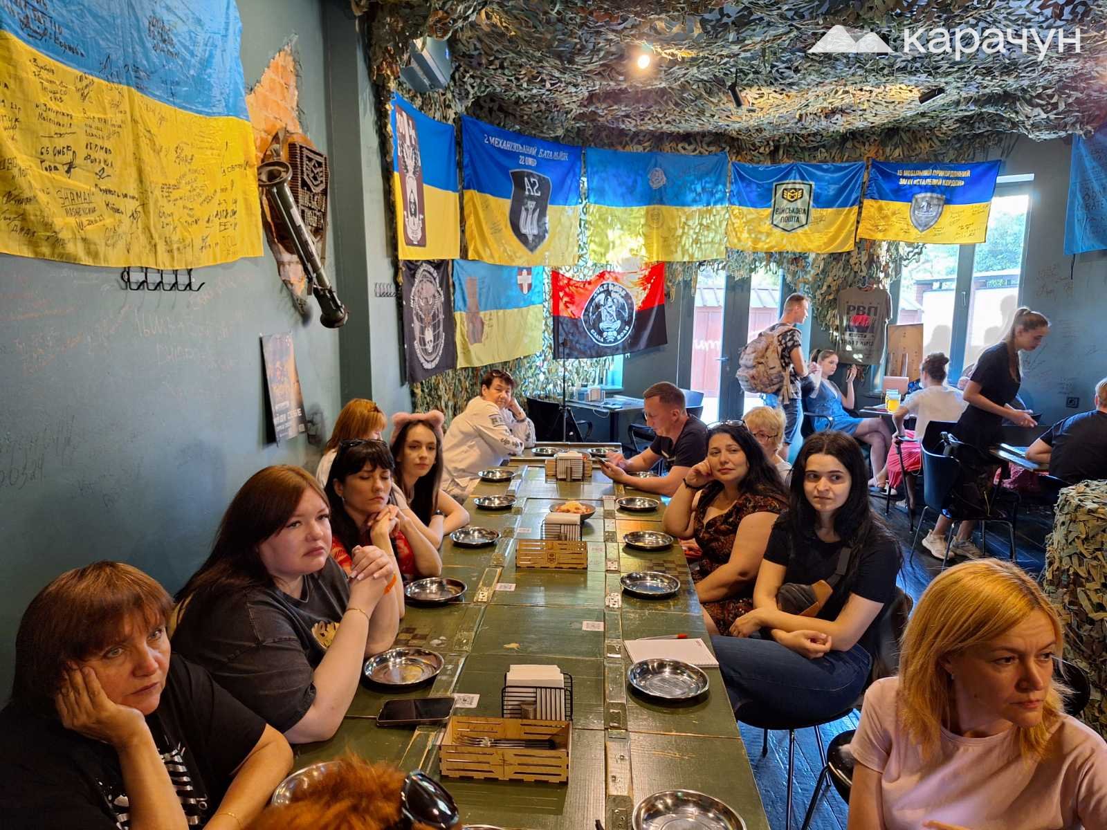 Це і своєрідний офіс, і культурно-розважальний заклад