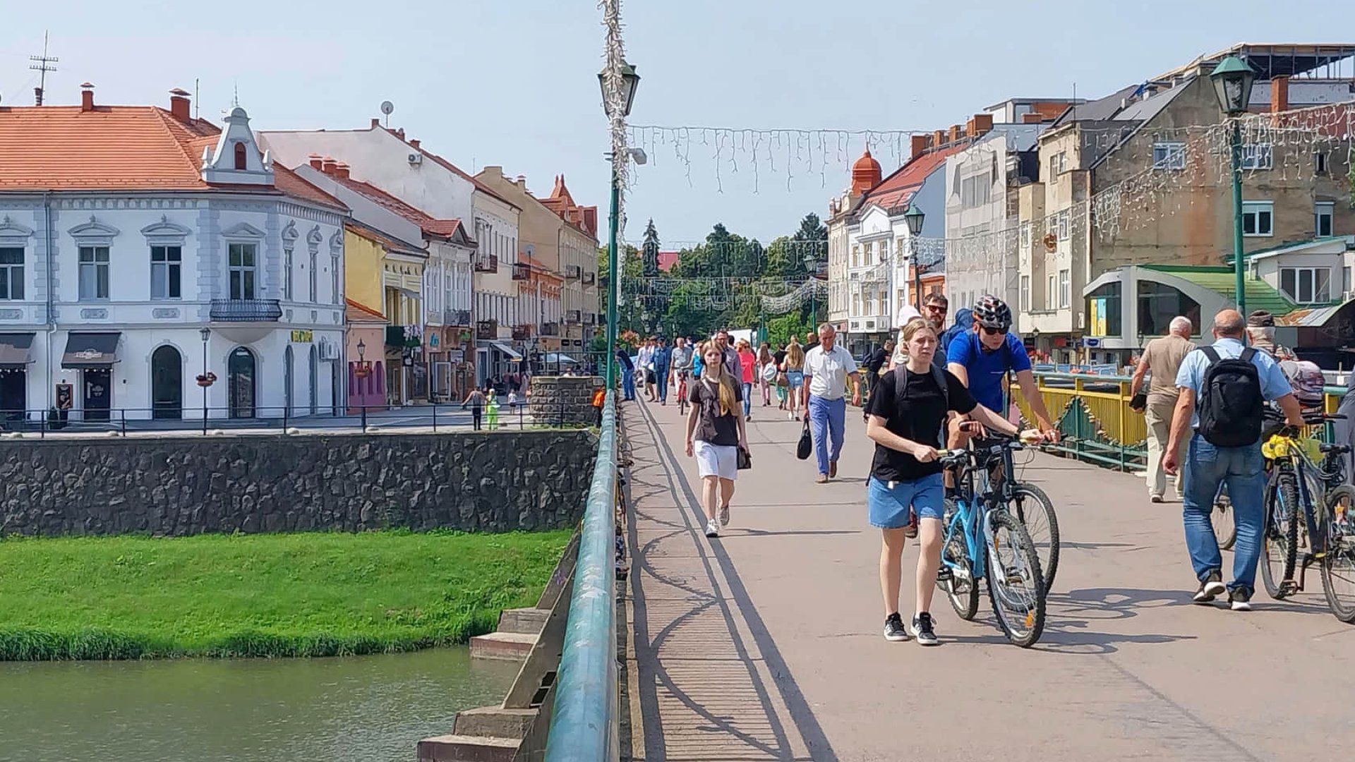 Залягти на дно в Ужгороді