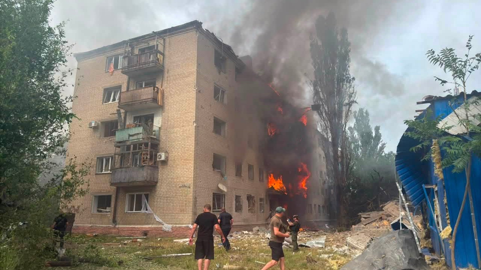 Слов’янськ зазнав авіаудару: є руйнування та пошкодження