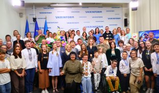 Коли мистецтво об’єднує: історія створення телепередач «КОЛО НЕЗЛАМНИХ»