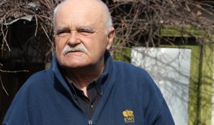 74-річний житель Ярової Микола Житель селища Ярова на Донеччині повернувся після деокупації
