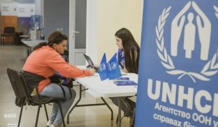Грошова допомога 2024: де можна записатися на виплати від УВКБ ООН у грудні Грошова допомога 2024: де можна записатися на виплати від УВКБ ООН у грудні
