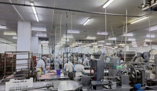 З Костянтинівки до Бердичева: як працюють на Житомирщині релокований «Бащинський» і півтори сотні його робітників З Костянтинівки до Бердичева: як працюють на Житомирщині релокований «Бащинський» і півтори сотні його робітників