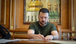 З 1 січня ФОПи сплачуватимуть підвищені податки, Зеленський підписав закон З 1 січня ФОПи сплачуватимуть підвищені податки, Зеленський підписав закон