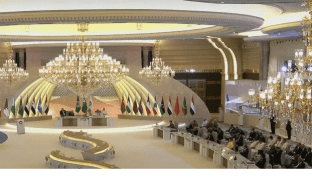 Саміт у Джидді показав зростання розбіжностей Китаю з Росією щодо війни в Україні Китайські представники на зустрічі були конструктивними