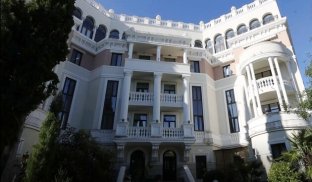 Будинок, де розташована квартира Зеленських у Криму Родина Зеленських має нерухомість у Криму