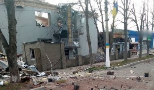 Удар по центру Святогірська: є руйнування