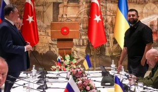 На столі будуть три пункти. Чого захоче Кремль від України у разі переговорів На столі будуть три пункти. Чого захоче Кремль від України у разі переговорів