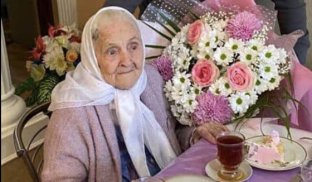 Мешканка Слов'янська Олександра Камишанська Жителька Слов’янська відзначає сторічний ювілей