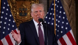 Тактика Трампа щодо України, відповідає плану Келлога, написаному рік тому. Яка його суть