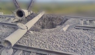 В Укрзалізниці розповіли про затримки поїздів через обстріл під Слов’янськом В Укрзалізниці розповіли про затримки поїздів через обстріл під Слов’янськом