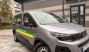 Слов'янськ отримав автомобіль від Бучі