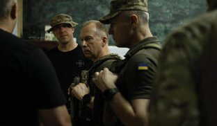 Командувач Сухопутних військ ЗСУ генерал-полковник Олександр Сирський Росіяни зібрали резерви для прориву оборони