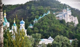 Святогірська лавра. Фото з архіва Карачуна У Святогірську вводять додаткові обмеженя на великодні свята