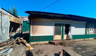 Росіяни обстрілювали Слов’янськ протягом доби: поранена жінка, пошкоджені будинки та підприємство