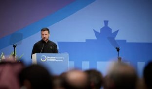 Президент Зеленський В Україні триває загальна мобілізація