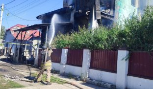 У Слов’янську виникла пожежа на підприємстві У Слов’янську виникла пожежа на підприємстві