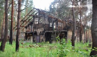 Шале у Святогірську згоріло Наслідки вторгенння російськиї окупантів у Святогірськ