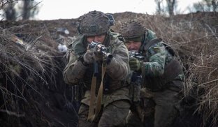 Росіяни продовжують наступ на Донеччині Росіяни призупинили наступ у деяких областях