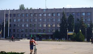 Демографічна ситуація у Слов'янську. 2024 рік Соборна площа у Слов'янську