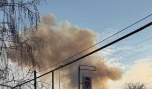У Слов’янську пролунав вибух. Здіймається дим У Слов’янську пролунав вибух. Здіймається дим