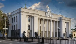 Рада підтвердила неможливість місцевих виборів: усі ради та голови будуть повноважними до кінця війни