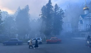 У Святогірську під обстріл потрапила лавра