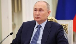 Путін оголосив про перемирʼя з 8 по 11 травня Путін оголосив про перемирʼя з 8 по 11 травня