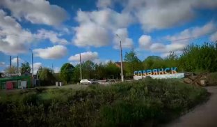 Стела на в'їзді у Слов'янськ Зеленський приїхав у Слов'янськ