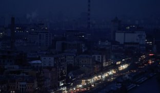 Взимку українці можуть отримувати п’ять-шість годин світла на день В Україні важка ситуація з енергетикою