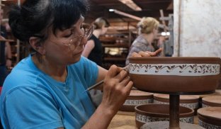Процес створення керамічних виробів у Слов'янську Словʼянській кераміці планують надати статус культурної спадщини ЮНЕСКО