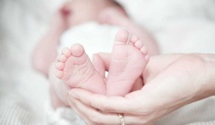 У Слов'янську триває життя