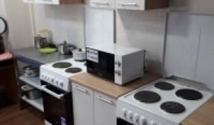 Як живуть у соціальних гуртожитках вимушені переселенці з Донеччини