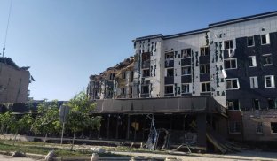Наслідки обстрілу Покровська Суттєві руйнування у центрі Покровська