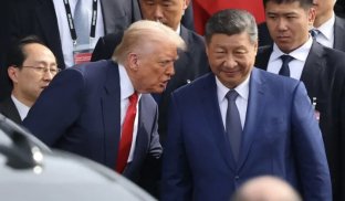 «Обидві сторони застрягли в боротьбі»: Трамп і Сі Цзіньпін обговорили війну РФ проти України «Обидві сторони застрягли в боротьбі»: Трамп і Сі Цзіньпін обговорили війну РФ проти України