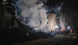 Наслідки обстрілу Покровського району Росіяни вдарили по Покровському району
