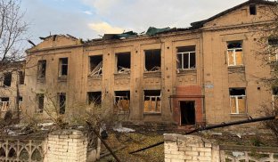 У Слов'янську - загроза вибухів після нічного обстрілу У Слов'янську - загроза вибухів після нічного обстрілу