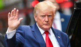 Україні, можливо, доведеться віддати частину території, щоб зупинити війну — Трамп