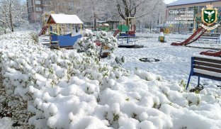 10 квітня у Слов’янську: у місті випав сніг (ФОТО) 10 квітня у Слов’янську: у місті випав сніг (ФОТО)
