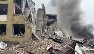 Вночі та вранці на центр Слов'янська скидали ФАБи: зруйновано школу, є й інші пошкодження