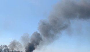 На Слов'янськ скинули три авіабомби На Слов'янськ скинули три авіабомби