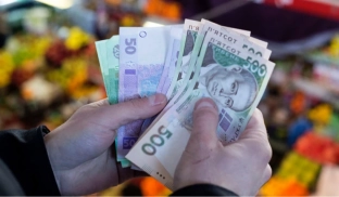 Влада закликає не скуповувати продукти: загрози голоду немає