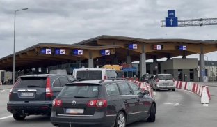 Для виїзду з України чоловіки до 22 років мусітимуть пред’являти військово-облікові документи – ДПСУ Для виїзду з України чоловіки до 22 років мусітимуть пред’являти військово-облікові документи – ДПСУ