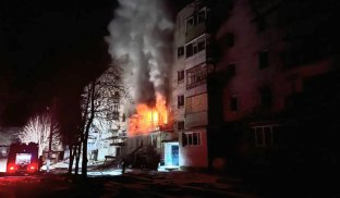 Наслідки удару по Куп'янську Внаслідок удару відбулося руйнування 5-поверхового житлового будинку