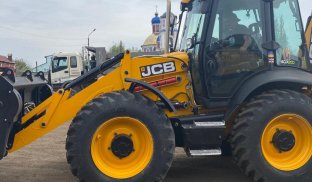 Ескаватор-навантажувач JCB 4СХ SITEMASTER у Слов'янську Слов'янськ отримав спецтехніку