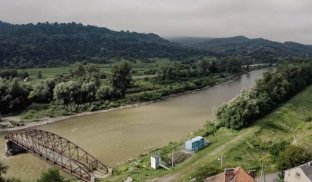 Майже 20 000 чоловіків втекли з України Чоловіки бояться втратити життя на фронті