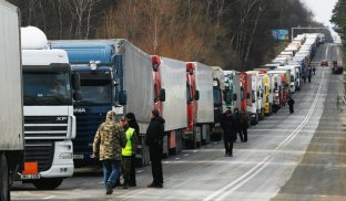 Черга на польському кордоні Погоджені  умови розблокування кордону для руху вантажівок
