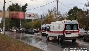 Обстріл Слов'янська: фото наслідків від поліції Обстріл Слов'янська: фото наслідків від поліції