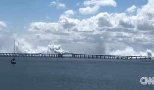 ЗСУ наносять удари по Керченському мосту